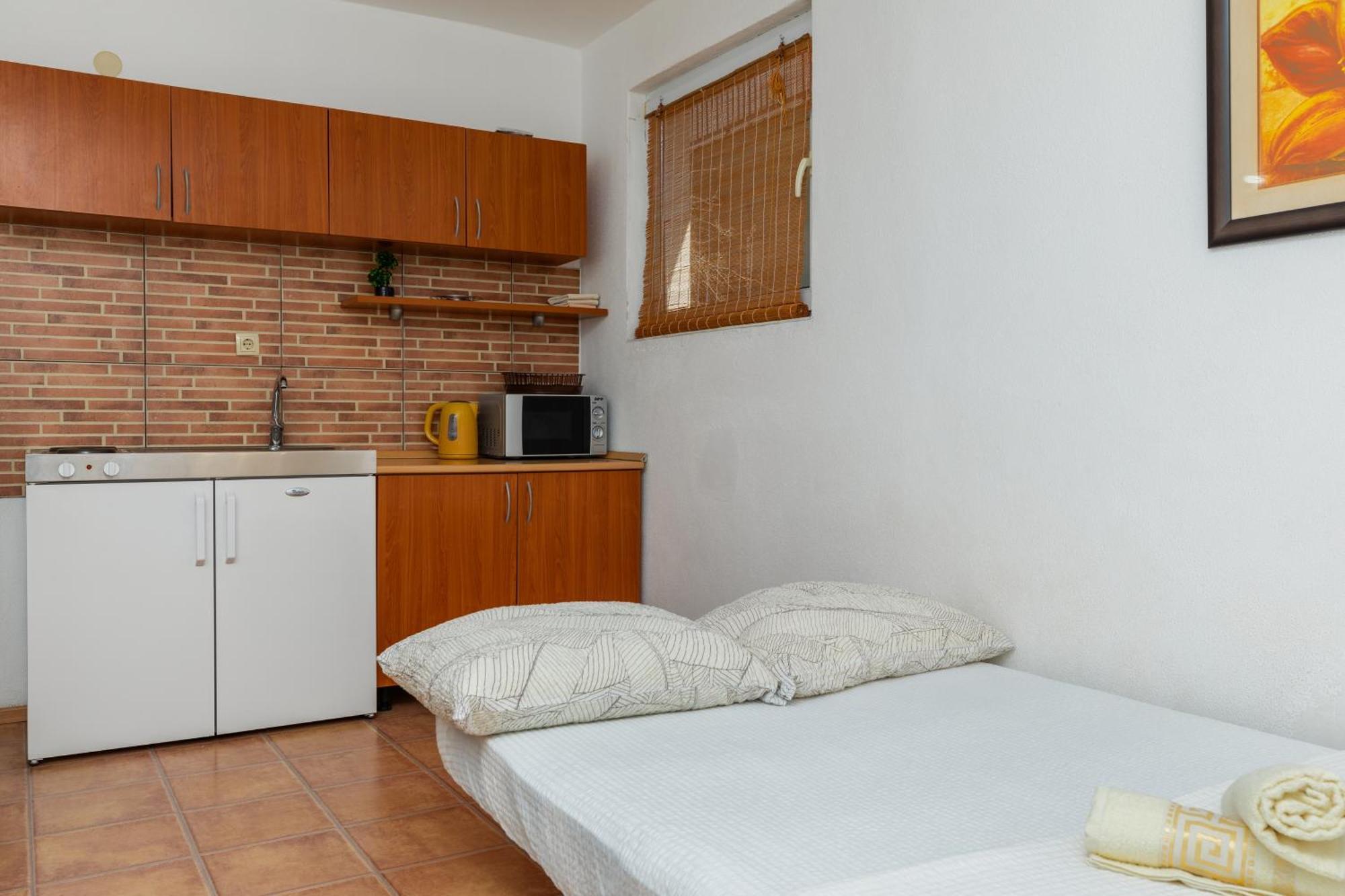 Apartments With A Parking Space Podaca, Makarska - 6050 Экстерьер фото